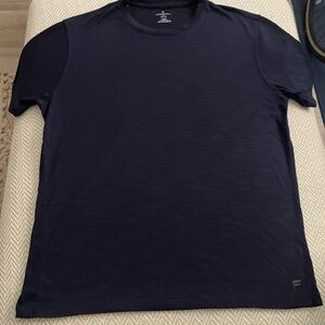 Fabletics Men's Navy Blue T-Shirt